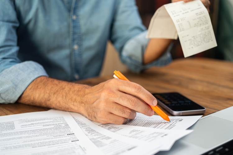 Prorrata en el IVA: gastos obligatorios, vínculo directo y límite del concepto de gasto general en el ejercicio de operaciones con y sin derecho a deducción