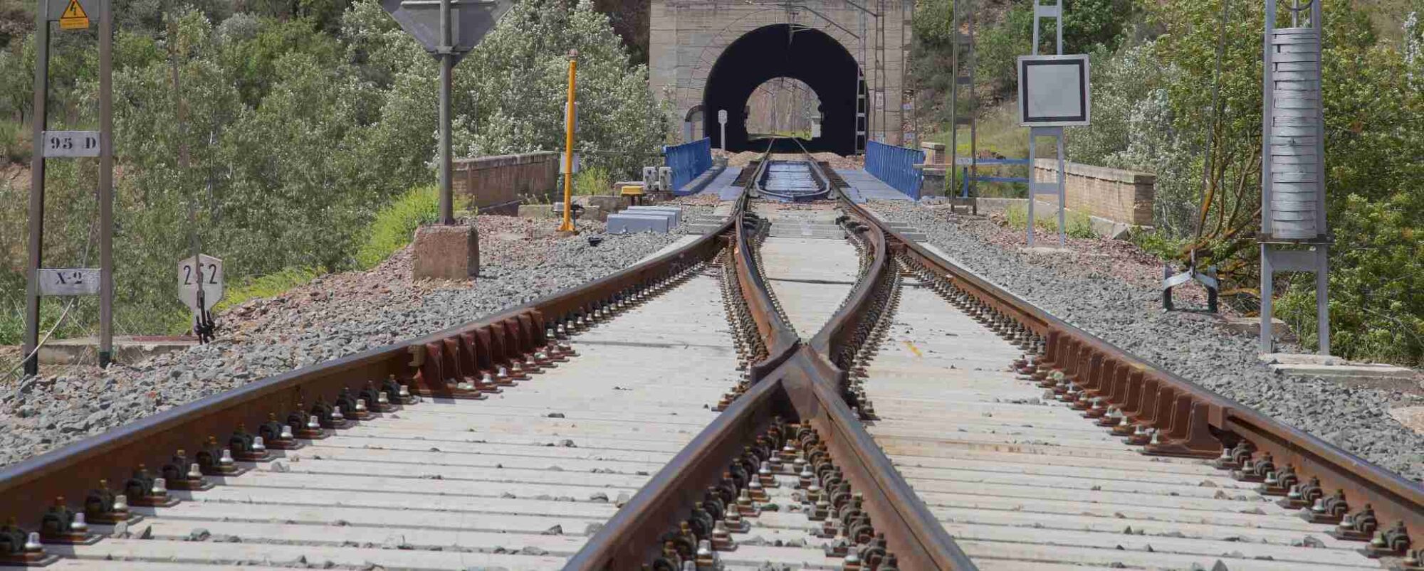 Bufete en Madrid experto en fusión de empresas